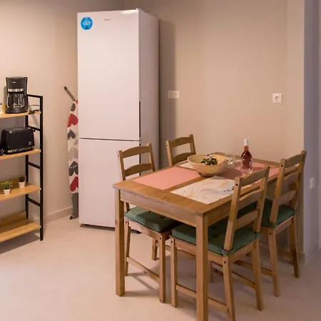 Elegia Apartment *